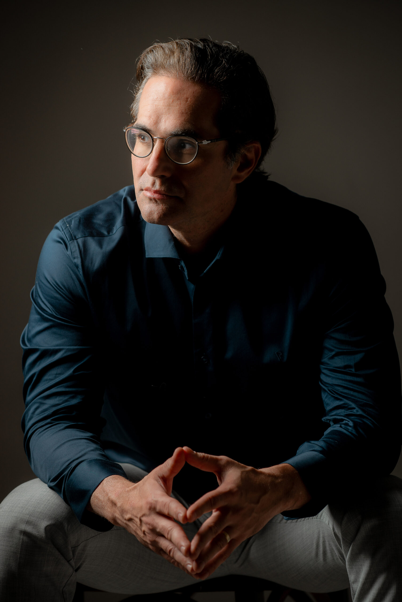 Dr. Daniel Botelho, médico e mentor de posicionamento estratégico para clínicas